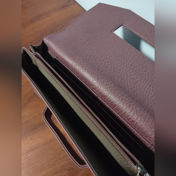 Matt & Nat Abiko Dwell Fig Clutch Handbag Vegan Purse - Picture 8 of 8